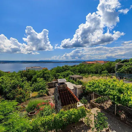 Apartman Charmantes Nur 600 Meter Zum Mit Meerblick, Holzkohlegrill, Wifi Dramalj