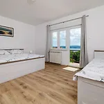 Appartamento Charmantes Nur 600 Meter Zum Mit Meerblick, Holzkohlegrill, Wifi Dramalj