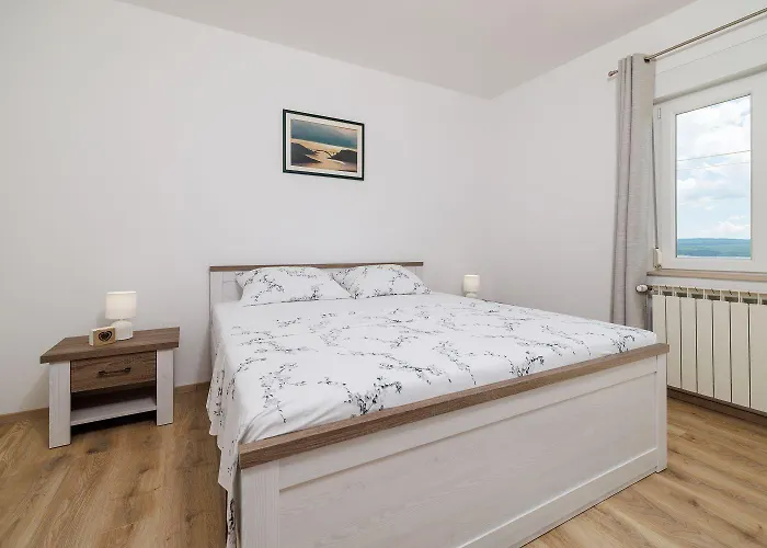 Charmantes Nur 600 Meter Zum Mit Meerblick, Holzkohlegrill, Wifi Apartamento